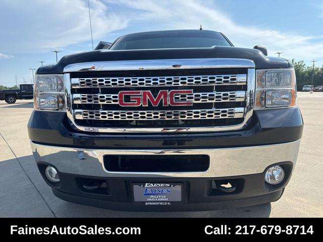 Photo of 2011 Onyx Black GMC Sierra 2500