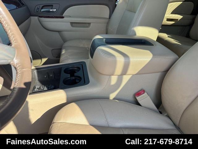 Photo of 2011 Onyx Black GMC Sierra 2500