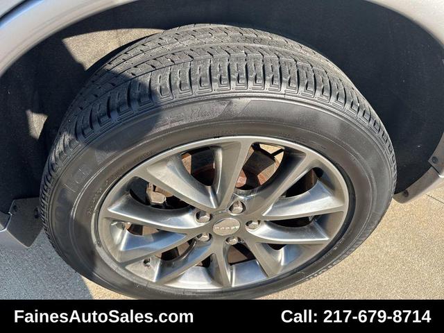 Photo of 2018 Billet Metallic Clearcoat Dodge Durango