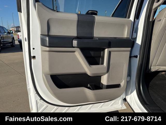Photo of 2022 Oxford White Ford F-350