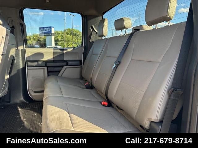 Photo of 2022 Oxford White Ford F-350