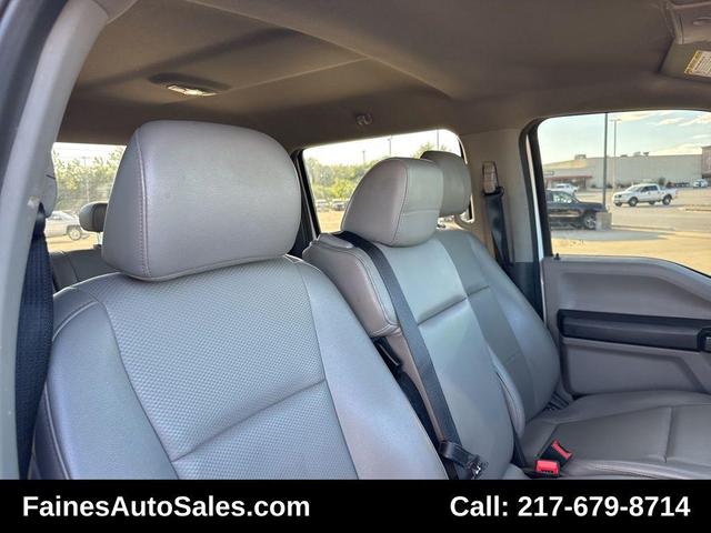 Photo of 2022 Oxford White Ford F-350