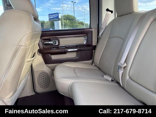 Photo of 2013 Bright White Clearcoat RAM 2500