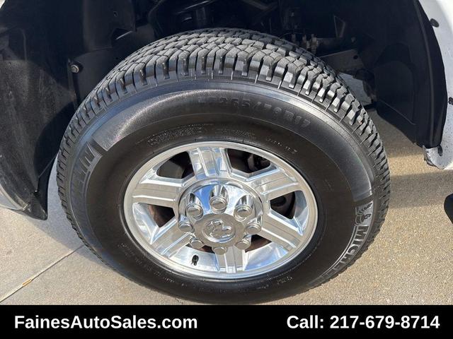 Photo of 2013 Bright White Clearcoat RAM 2500