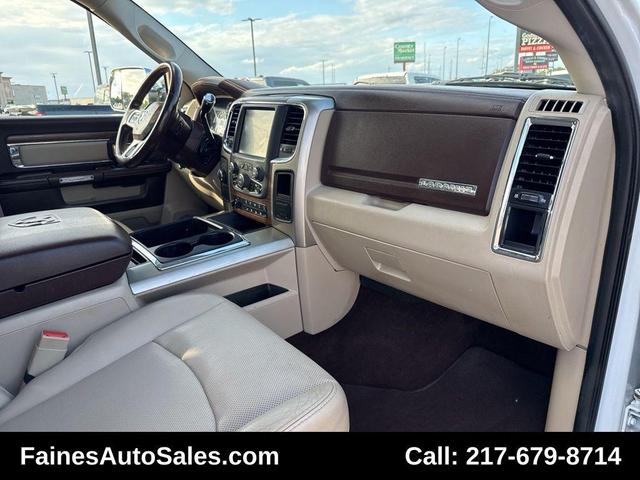 Photo of 2013 Bright White Clearcoat RAM 2500