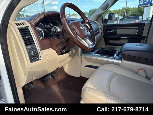 Photo of 2013 Bright White Clearcoat RAM 2500