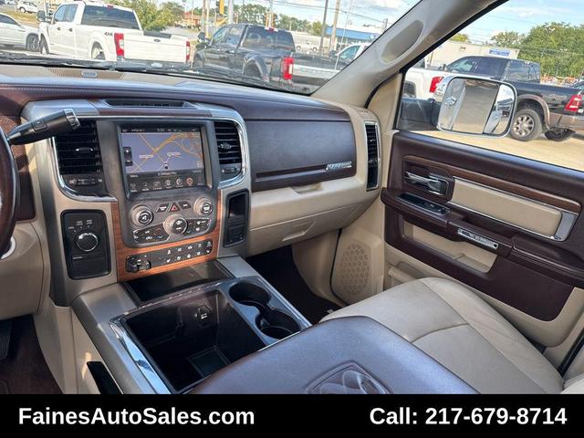Photo of 2013 Bright White Clearcoat RAM 2500