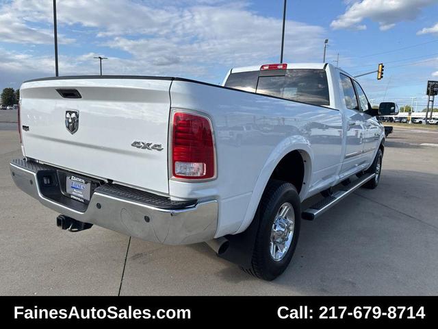Photo of 2013 Bright White Clearcoat RAM 2500