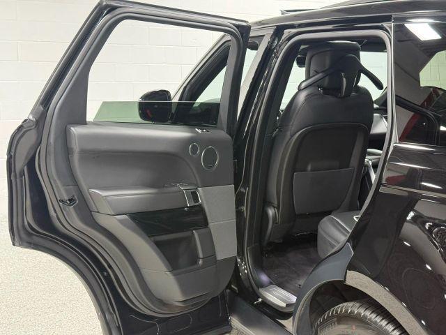 Photo of 2019 Santorini Black Land Rover Range Rover Sport
