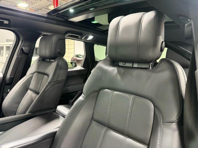 Photo of 2019 Santorini Black Land Rover Range Rover Sport