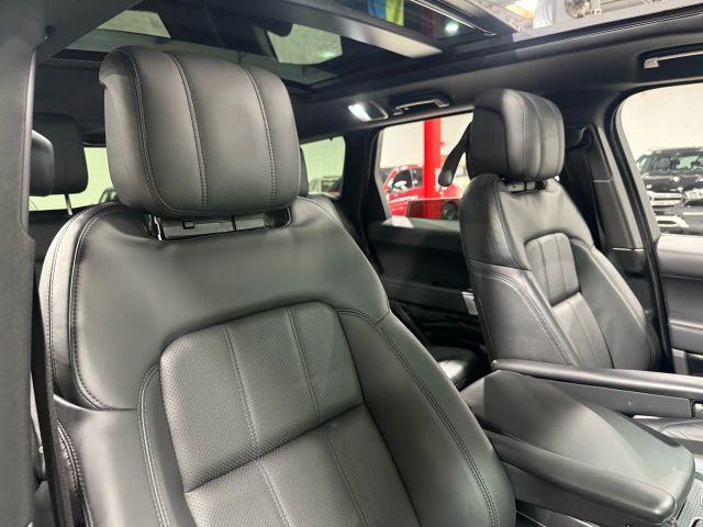 Photo of 2019 Santorini Black Land Rover Range Rover Sport