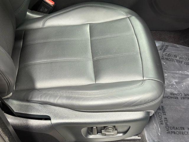 Photo of 2019 Santorini Black Land Rover Range Rover Sport