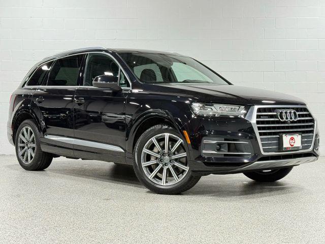 Photo of 2019 Orca Black Metallic Audi Q7