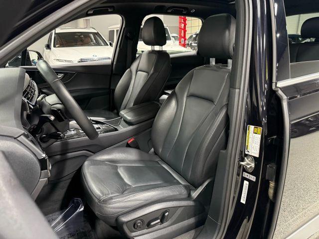 Photo of 2019 Orca Black Metallic Audi Q7