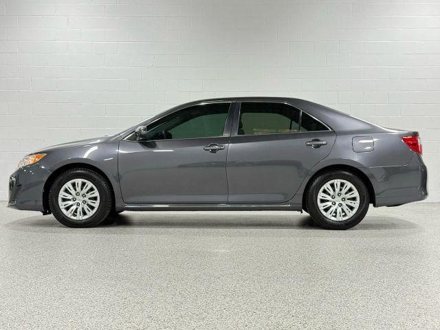 Photo of 2012 Gray Toyota Camry