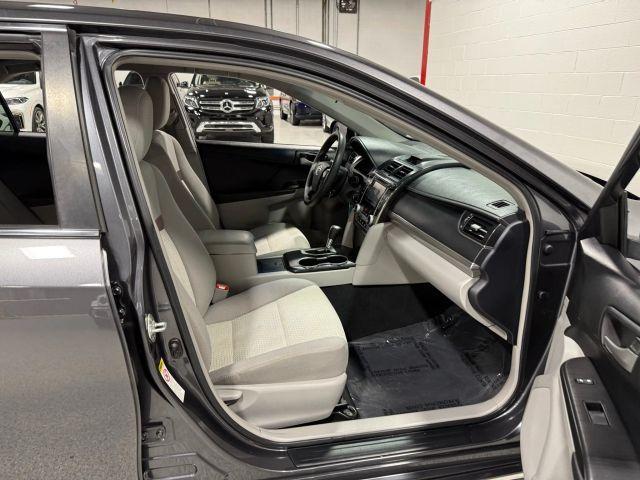 Photo of 2012 Gray Toyota Camry