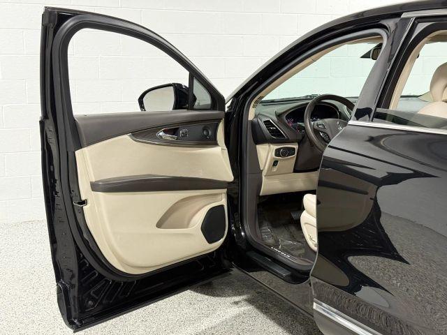 Photo of 2018 Black Lincoln MKX