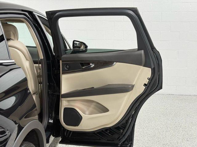 Photo of 2018 Black Lincoln MKX