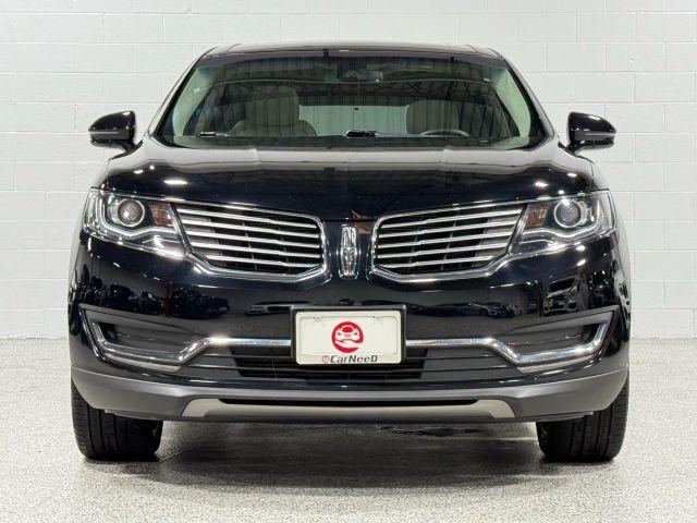 Photo of 2018 Black Lincoln MKX