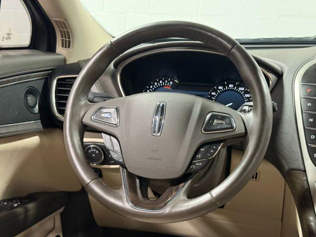 Photo of 2018 Black Lincoln MKX