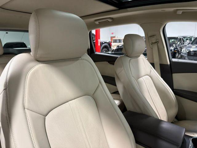Photo of 2018 Black Lincoln MKX