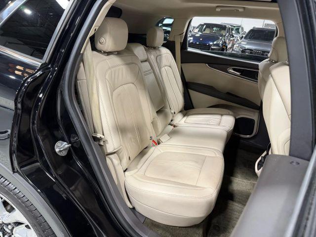 Photo of 2018 Black Lincoln MKX