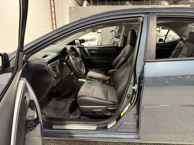 Photo of 2016 Gray Toyota Corolla