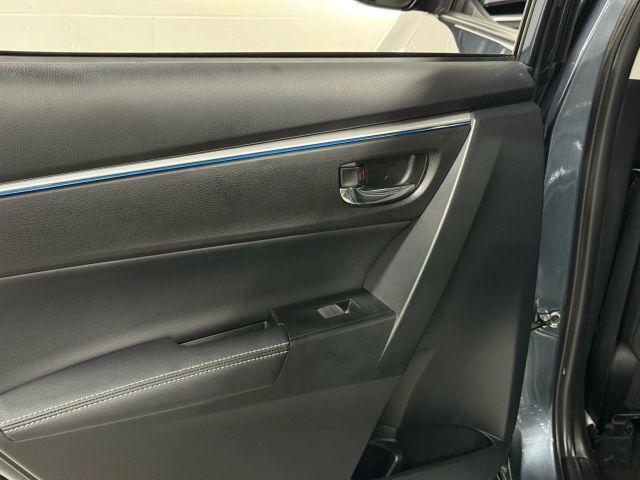 Photo of 2016 Gray Toyota Corolla