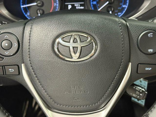 Photo of 2016 Gray Toyota Corolla