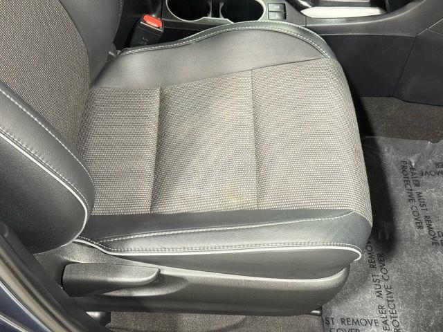 Photo of 2016 Gray Toyota Corolla