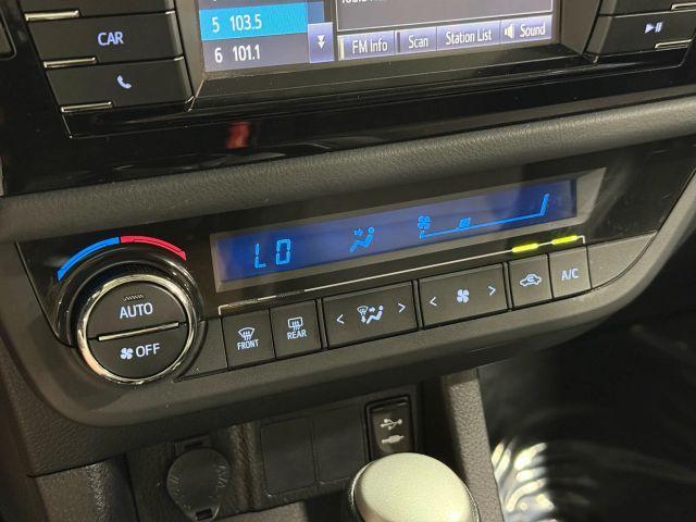 Photo of 2016 Gray Toyota Corolla
