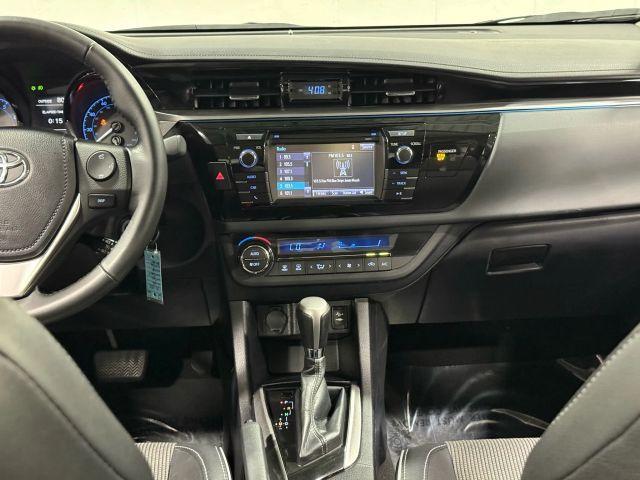 Photo of 2016 Gray Toyota Corolla