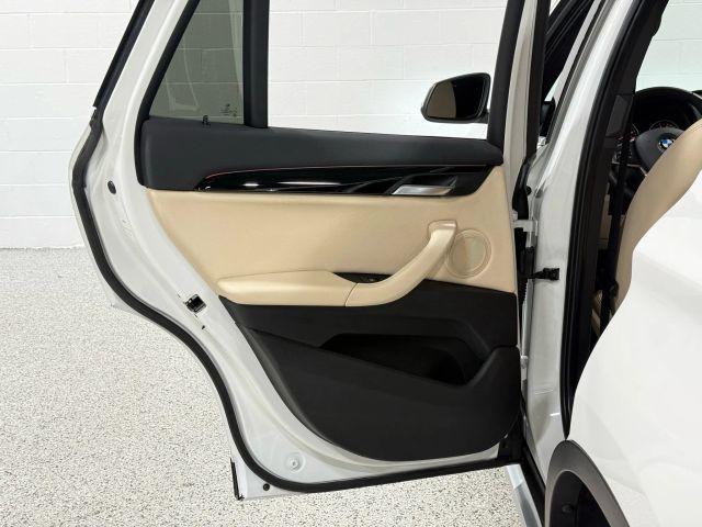 Photo of 2017 White BMW X1
