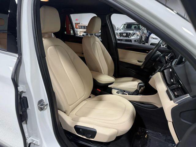 Photo of 2017 White BMW X1