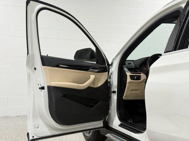 Photo of 2017 White BMW X1