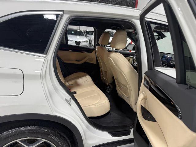Photo of 2017 White BMW X1