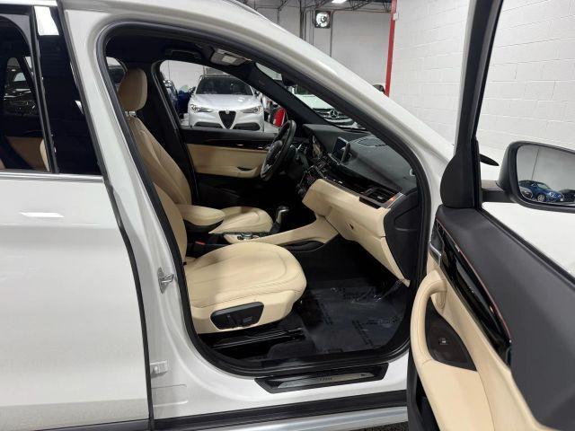 Photo of 2017 White BMW X1