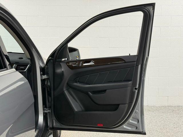 Photo of 2015 Gray Mercedes-Benz GL-Class