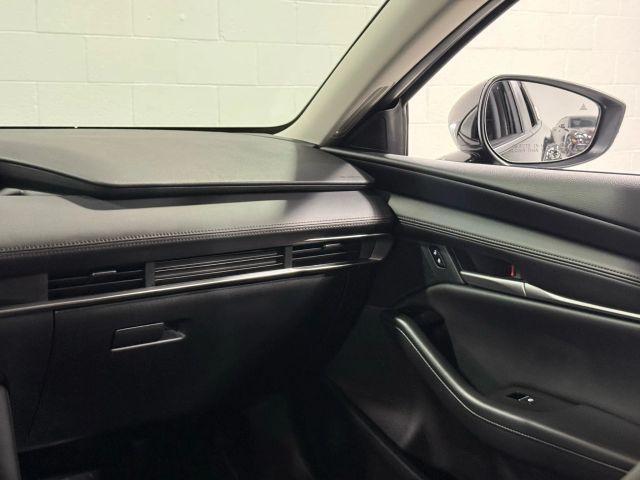 Photo of 2024 Jet Black Mazda Mazda3