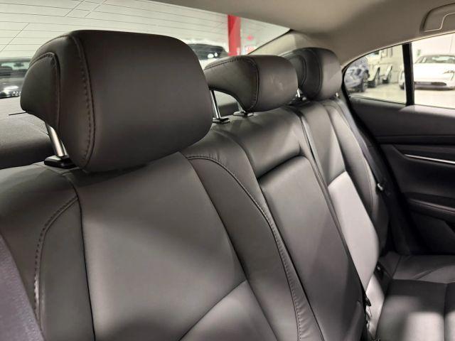 Photo of 2024 Jet Black Mazda Mazda3
