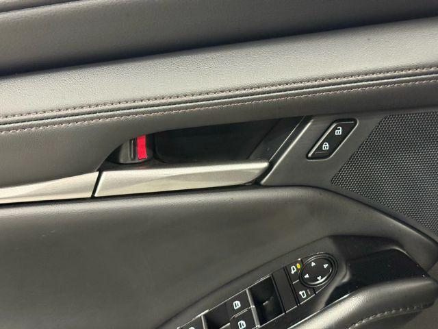 Photo of 2024 Jet Black Mazda Mazda3
