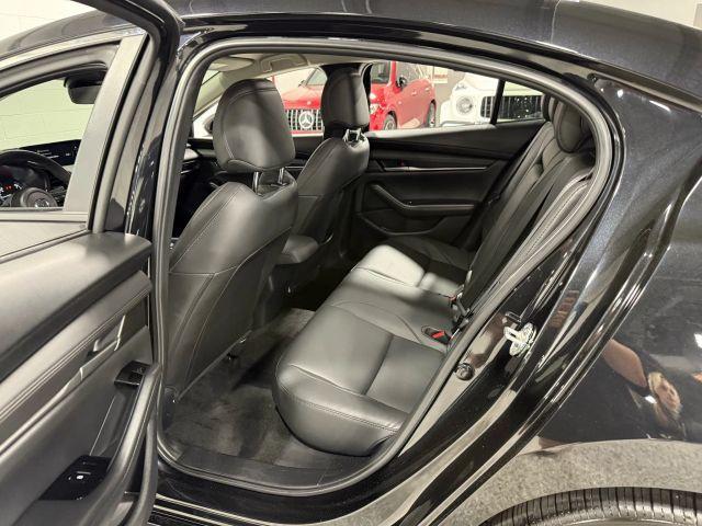 Photo of 2024 Jet Black Mazda Mazda3
