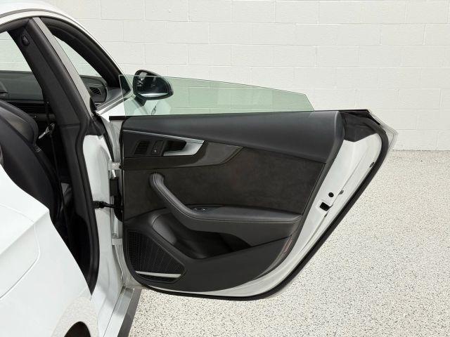 Photo of 2018 Glacier White Metallic Audi S5