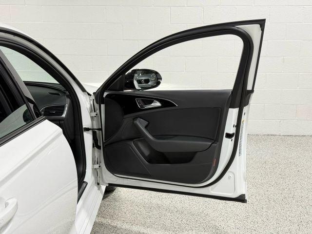 Photo of 2018 Ibis White Audi A6