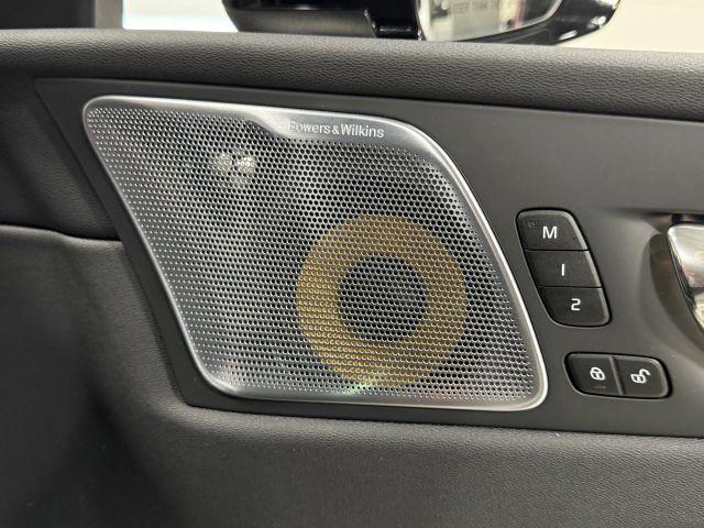Photo of 2018 Black Volvo XC60