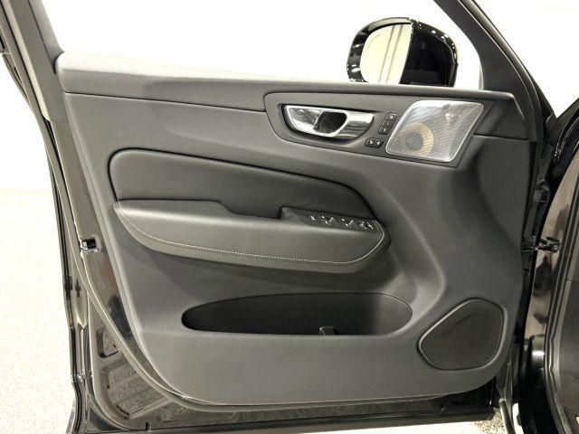 Photo of 2018 Black Volvo XC60
