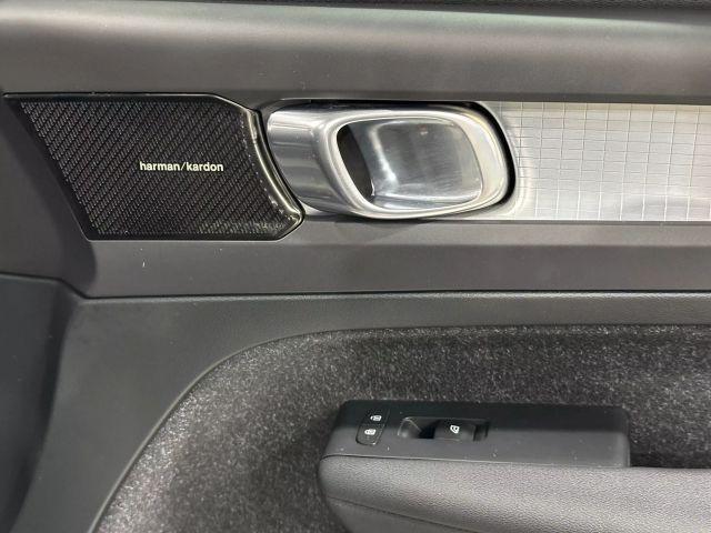 Photo of 2019 Black Volvo XC40