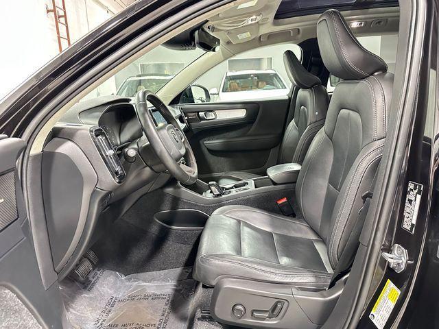 Photo of 2019 Black Volvo XC40