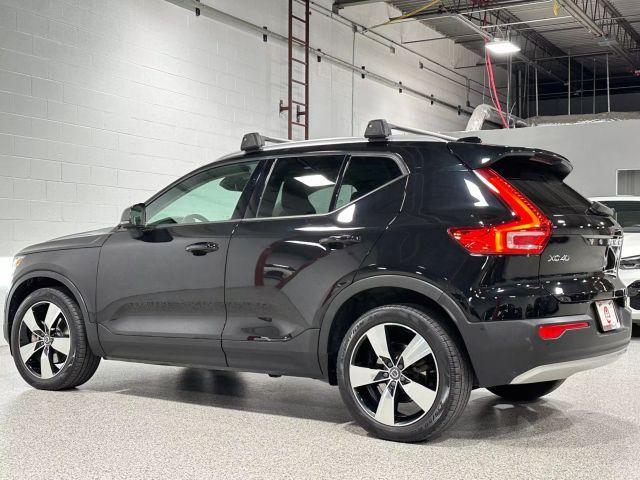 Photo of 2019 Black Volvo XC40