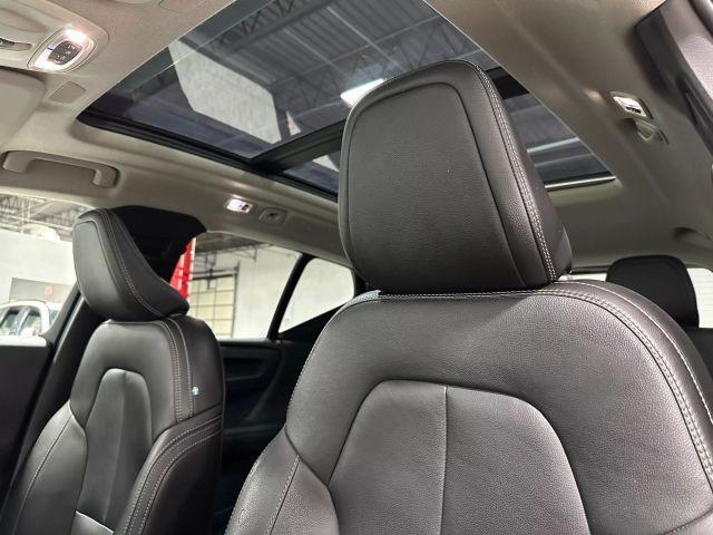 Photo of 2019 Black Volvo XC40
